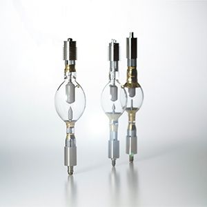 Super high-pressure UV lamps (500 W to 35 kW)